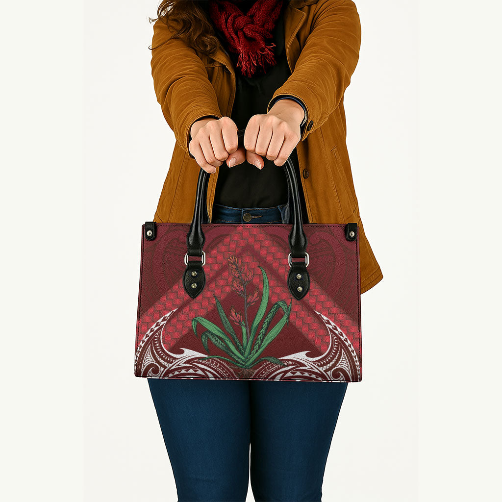 Rongoa Maori New Zealand Harakeke Leather Bag NZ Weaving Pattern Red LT14 - Polynesian Pride