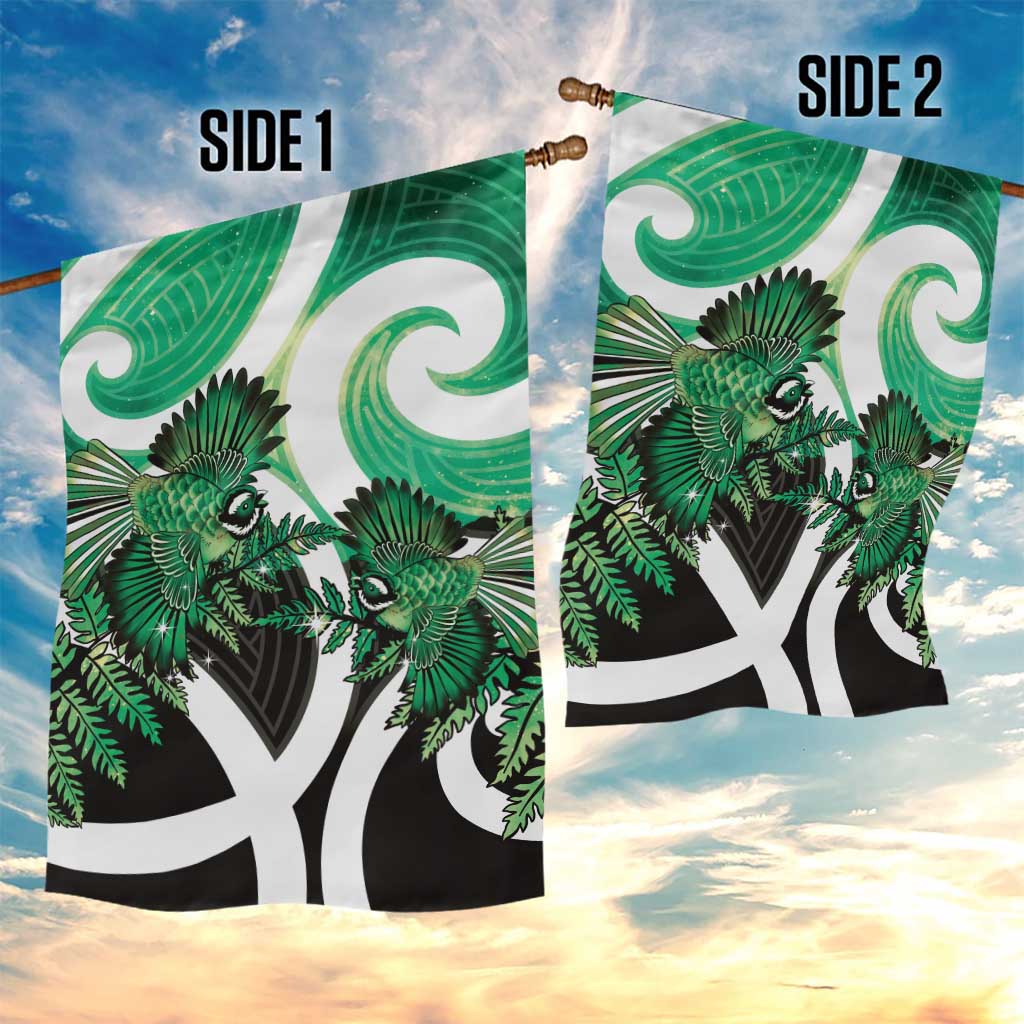 Piwakawaka New Zealand Matariki Garden Flag Maori New Year Silver Fern Green Galaxy