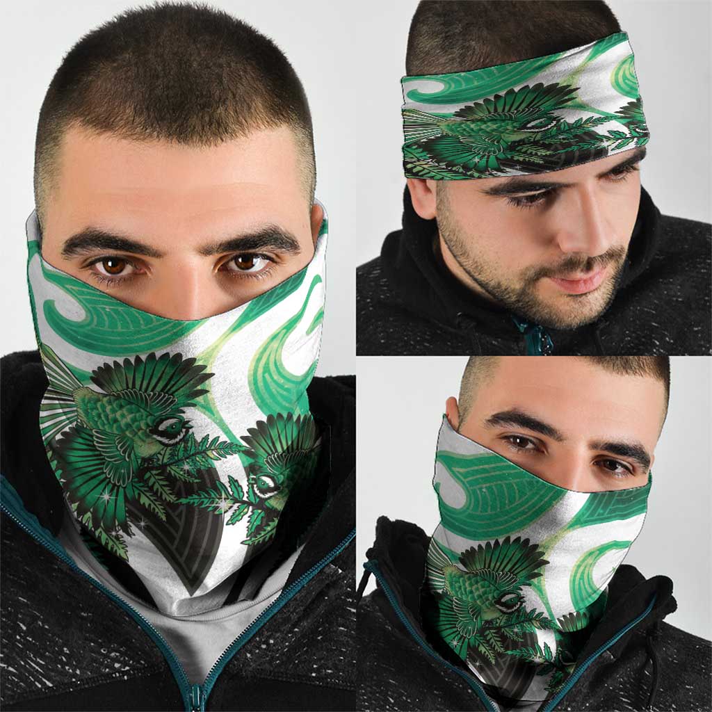 Piwakawaka New Zealand Matariki Neck Gaiter Maori New Year Silver Fern Green Galaxy LT14 - Polynesian Pride