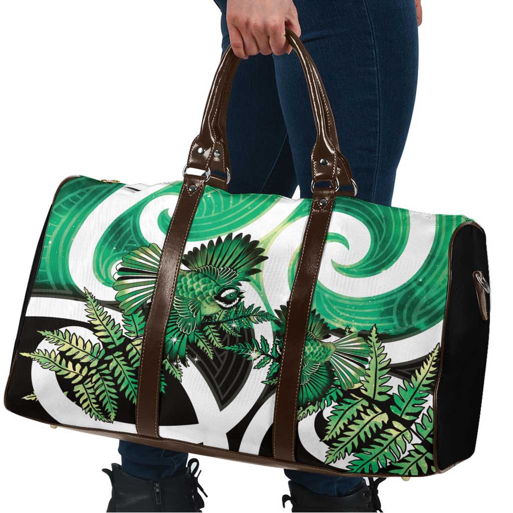Piwakawaka New Zealand Matariki Travel Bag Maori New Year Silver Fern Green Galaxy LT14 - Polynesian Pride