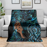 Maripi New Zealand Blanket Maori Weapon Paua Shell Haka Fern