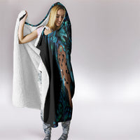 Maripi New Zealand Hooded Blanket Maori Weapon Paua Shell Haka Fern