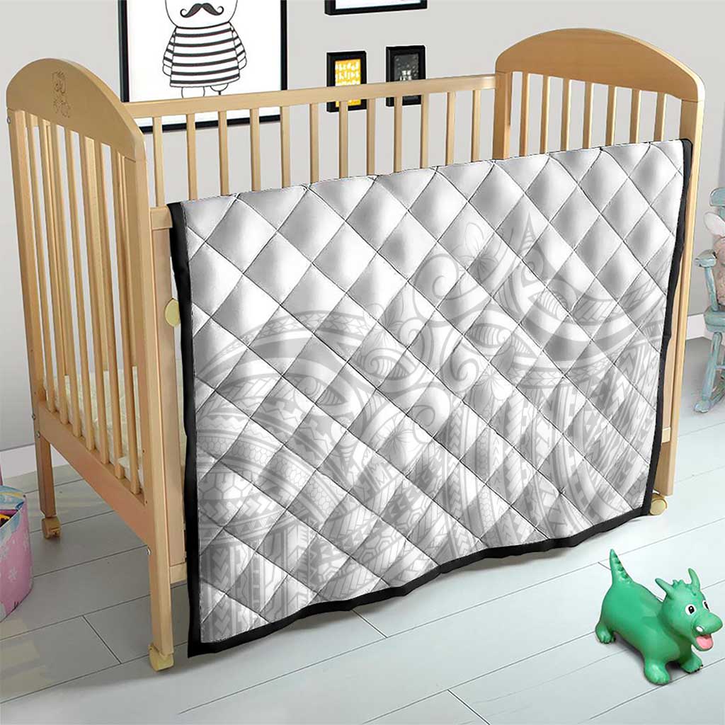 Polynesia White Sunday Quilt Plumeria Polynesian Tribal Grey Color - Polynesian Pride