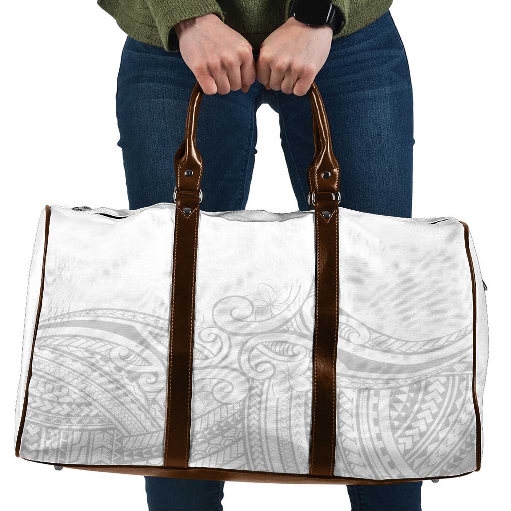 Polynesia White Sunday Travel Bag Plumeria Polynesian Tribal Grey Color - Polynesian Pride