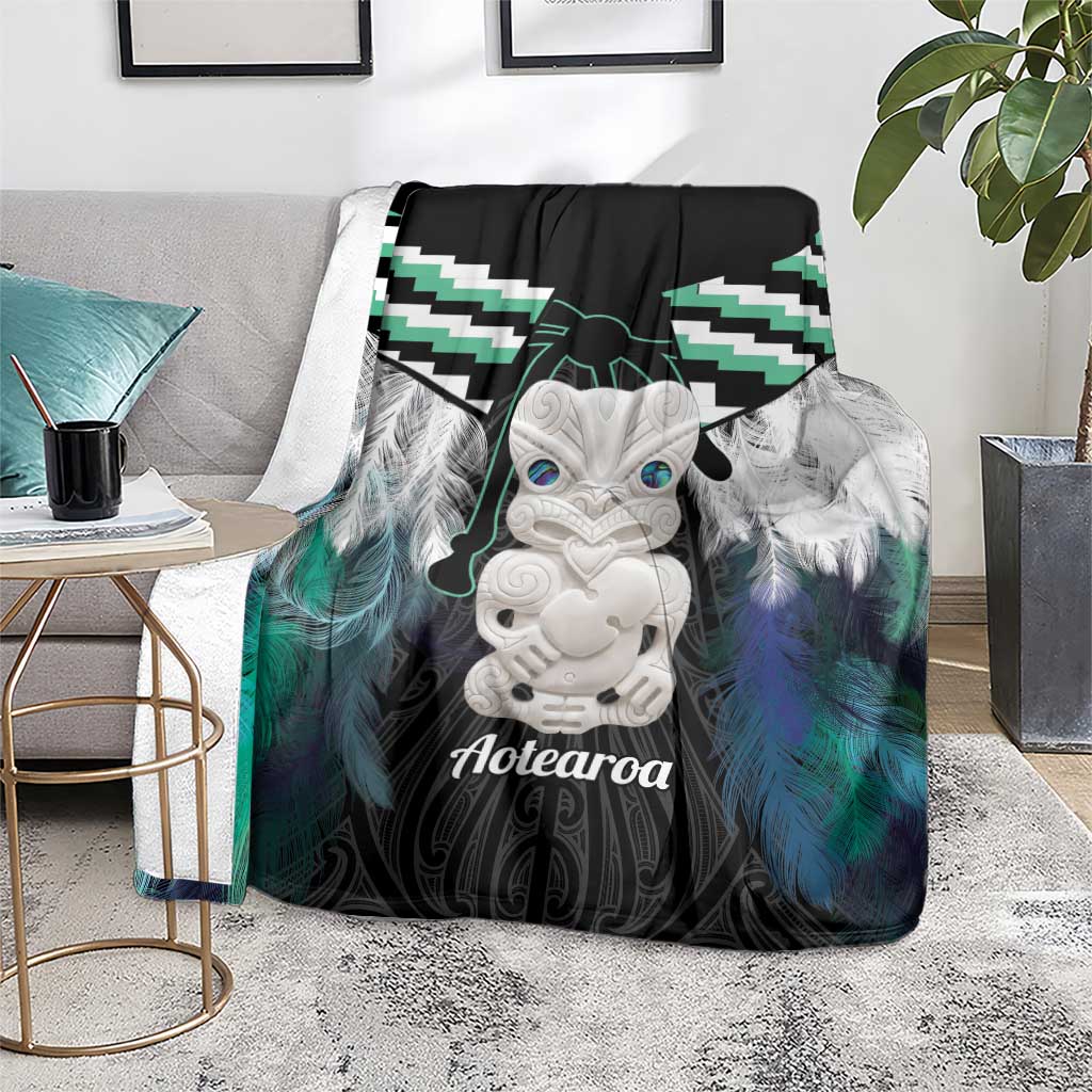 Aotearoa Korowai Motif Blanket Hei Tiki Poutama Maori Pattern