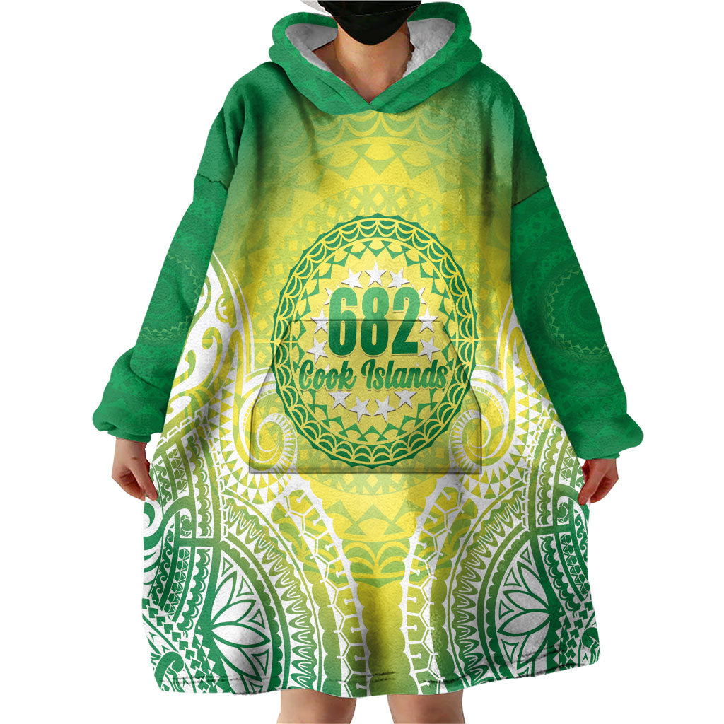 Cook Islands 682 Wearable Blanket Hoodie Kuki 'Airani Area Code Proud LT14 - Polynesian Pride
