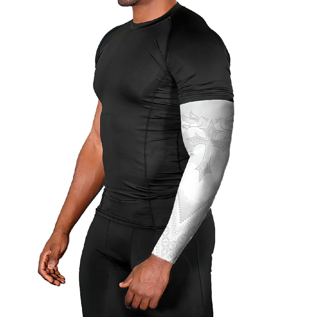Peniamina Gospel Day Niue Arm Sleeves Cross Dove Hiapo Pattern White LT14 - Polynesian Pride