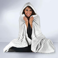 Peniamina Gospel Day Niue Hooded Blanket Cross Dove Hiapo Pattern White LT14 - Polynesian Pride