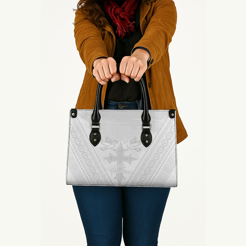 Peniamina Gospel Day Niue Leather Bag Cross Dove Hiapo Pattern White LT14 - Polynesian Pride