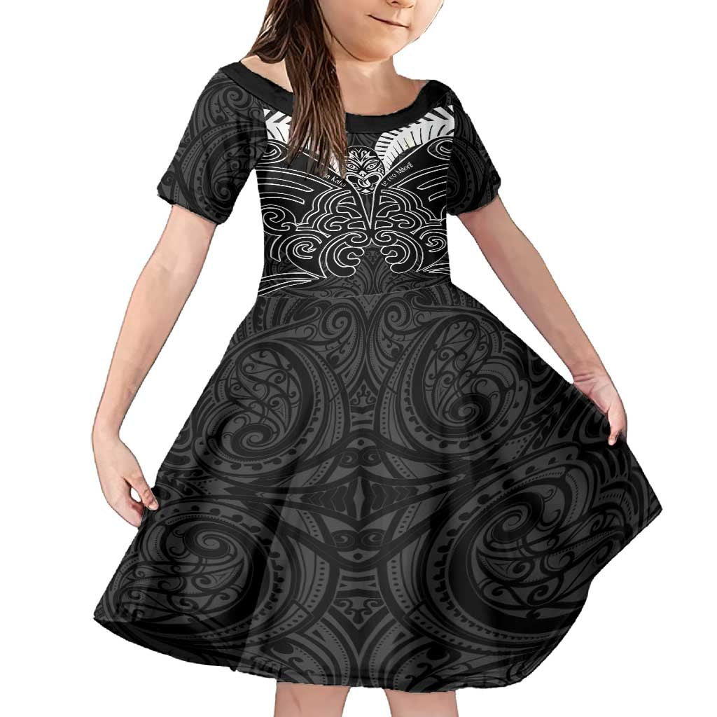 Kia Kaha Te Reo Maori Family Matching Long Sleeve Bodycon Dress and Hawaiian Shirt Aotearoa Hei Tiki With Hongi LT14 Daughter's Dress Black - Polynesian Pride