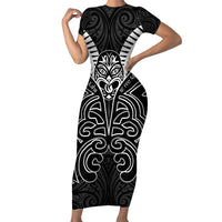 Kia Kaha Te Reo Maori Family Matching Short Sleeve Bodycon Dress and Hawaiian Shirt Aotearoa Hei Tiki With Hongi LT14 Mom's Dress Black - Polynesian Pride