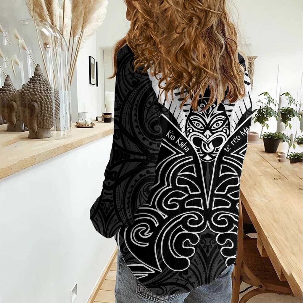 Kia Kaha Te Reo Maori Women Casual Shirt Aotearoa Hei Tiki With Hongi LT14 - Polynesian Pride