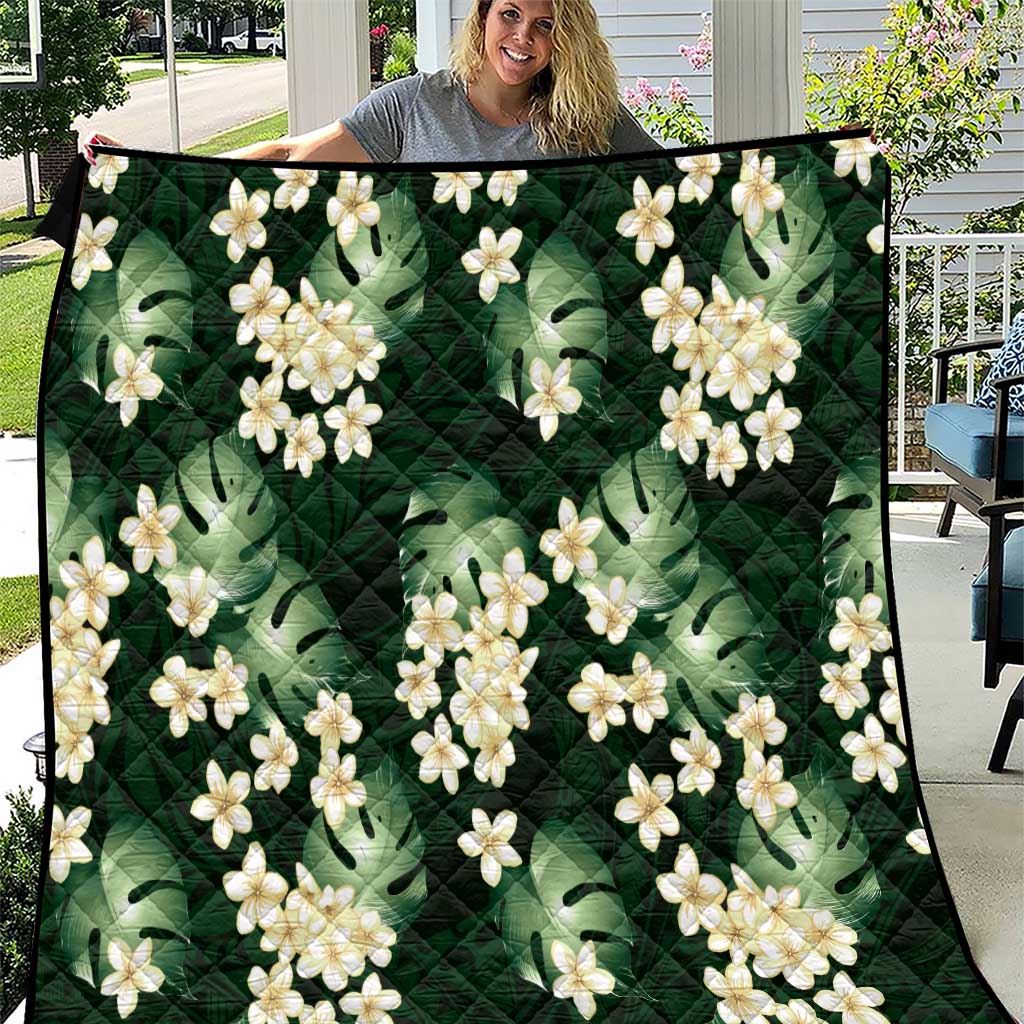 Green Tropical Hawaii Quilt Seamless Monstera Plumeria Hawaiian Pattern - Polynesian Pride