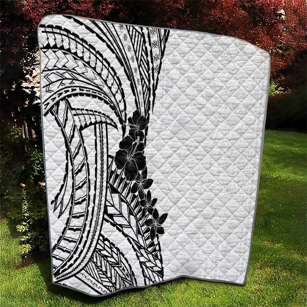 Black White Polynesia Tropical Flowers Quilt