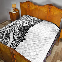 Black White Polynesia Tropical Flowers Quilt