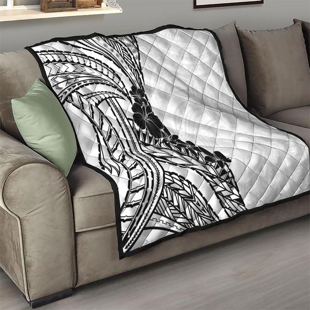 Black White Polynesia Tropical Flowers Quilt