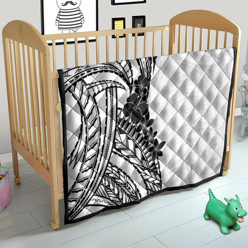 Black White Polynesia Tropical Flowers Quilt