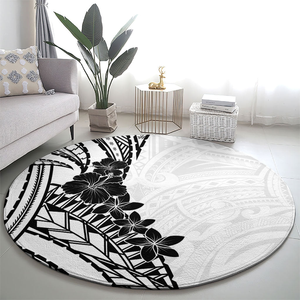 Black White Polynesia Tropical Flowers Round Carpet