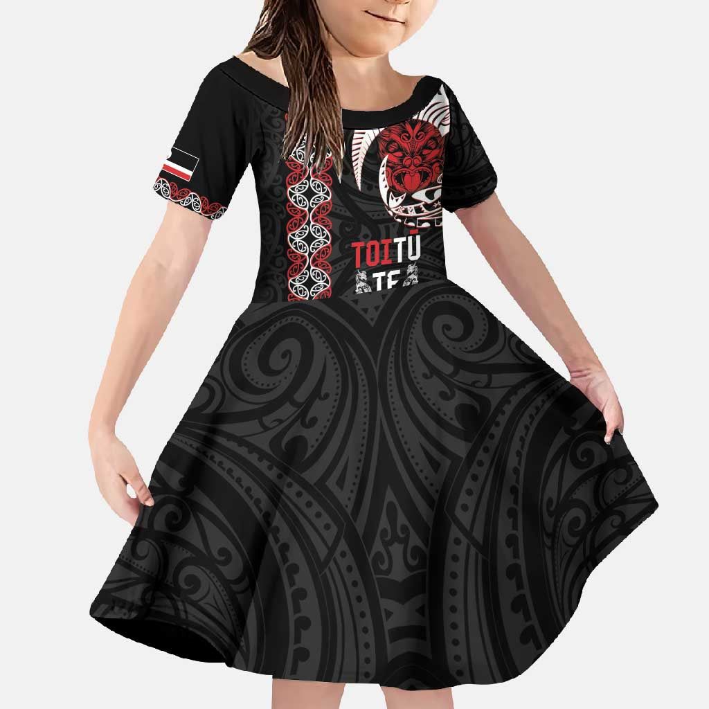 Aotearoa Toitu Te Tiriti Family Matching Short Sleeve Bodycon Dress and Hawaiian Shirt Honour The Treaty Maori Haka LT14 Daughter's Dress Black - Polynesian Pride