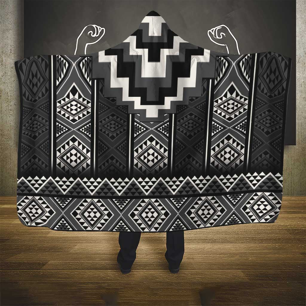 Black Taniko Aotearoa Hooded Blanket Niho Taniwha Mix Poutama LT14