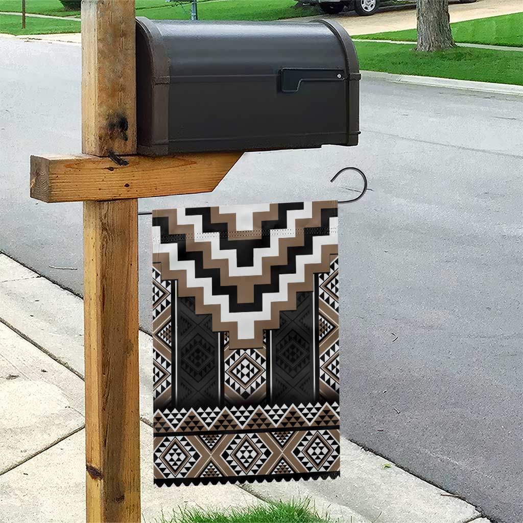 Brown Taniko Aotearoa Garden Flag Niho Taniwha Mix Poutama LT14