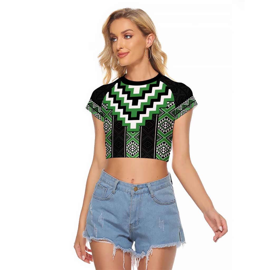 Green Taniko Pattern Aotearoa Raglan Cropped T Shirt Niho Taniwha Mix Poutama LT14