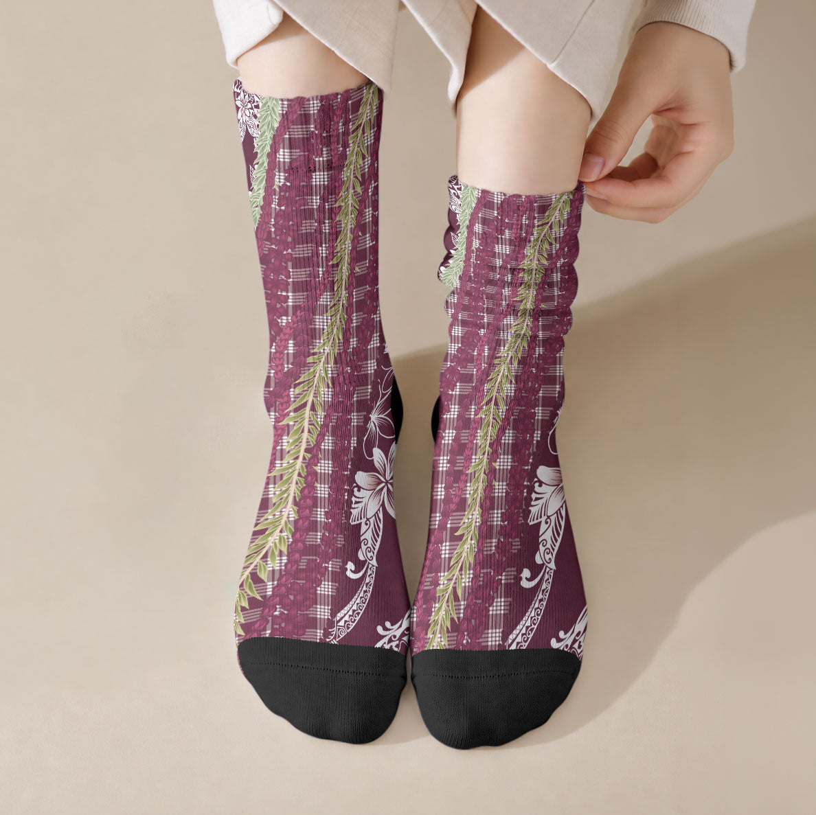 Burgundy Palaka Hawaii Leis Crew Socks Hawaiian-plaid Elegant Tropical Vibes LT14 Crew Socks Burgundy - Polynesian Pride