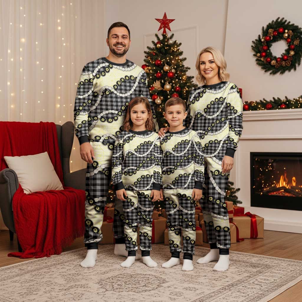Black Palaka Hawaii Christmas Pajama Set Kukui Nut Pikake Lei Hawaiian Tapa Pattern - Polynesian Pride