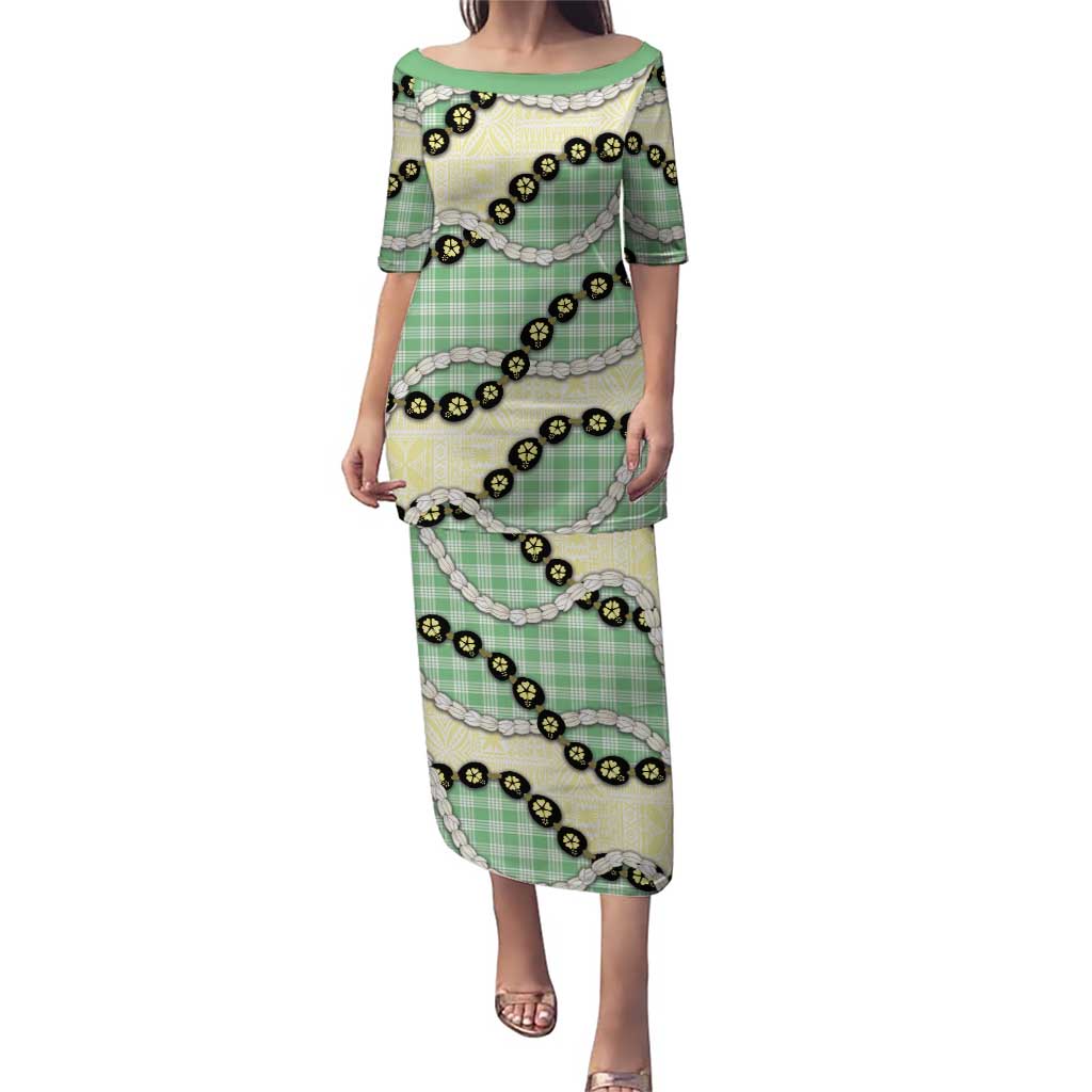 Green Palaka Hawaii Puletasi Kukui Nut Pikake Lei Hawaiian Tapa Pattern - Polynesian Pride