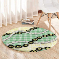 Green Palaka Hawaii Round Carpet Kukui Nut Pikake Lei Hawaiian Tapa Pattern - Polynesian Pride