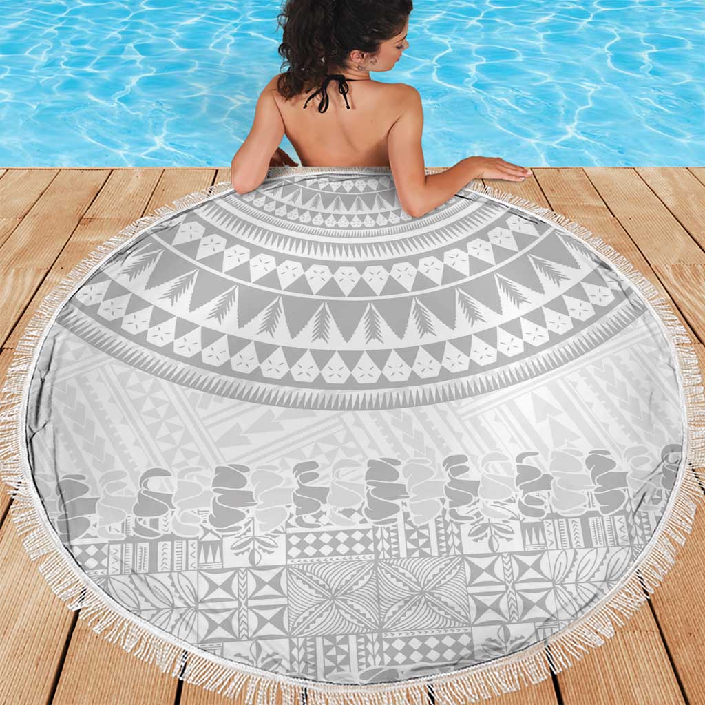 Niue White Sunday Beach Blanket Tapu Fanau Ia Puakenikeni Hiapo Pattern - Polynesian Pride