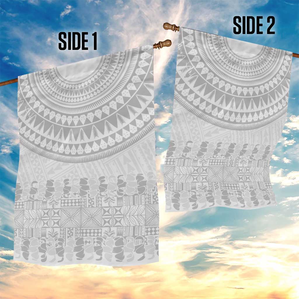 Niue White Sunday Garden Flag Tapu Fanau Ia Puakenikeni Hiapo Pattern - Polynesian Pride