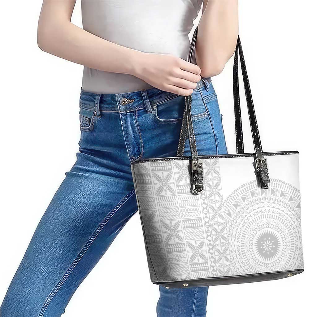 Niue White Sunday Leather Tote Bag Half Hiapo Pattern Vibes - Polynesian Pride