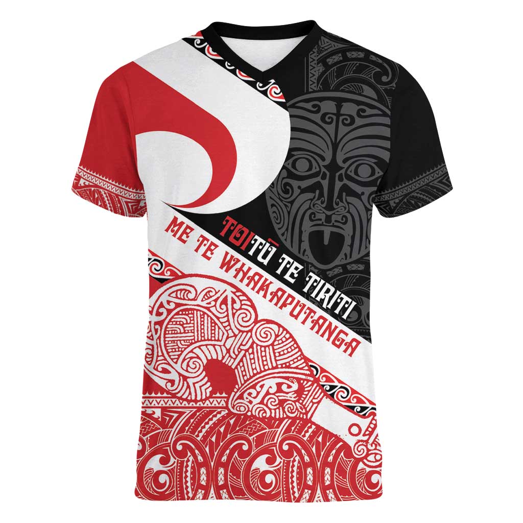 Toitu Te Tiriti Me Te Whakaputanga Women V-Neck T-Shirt Maori Wahaika With Haka Face LT14 Female Red - Polynesian Pride