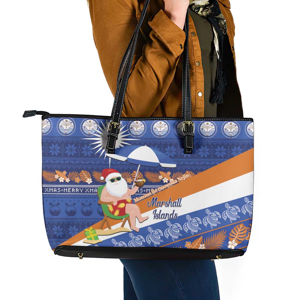 Marshall Islands Christmas Leather Tote Bag Beachy Santa Monono ilo raaneoan Nejin - Polynesian Pride