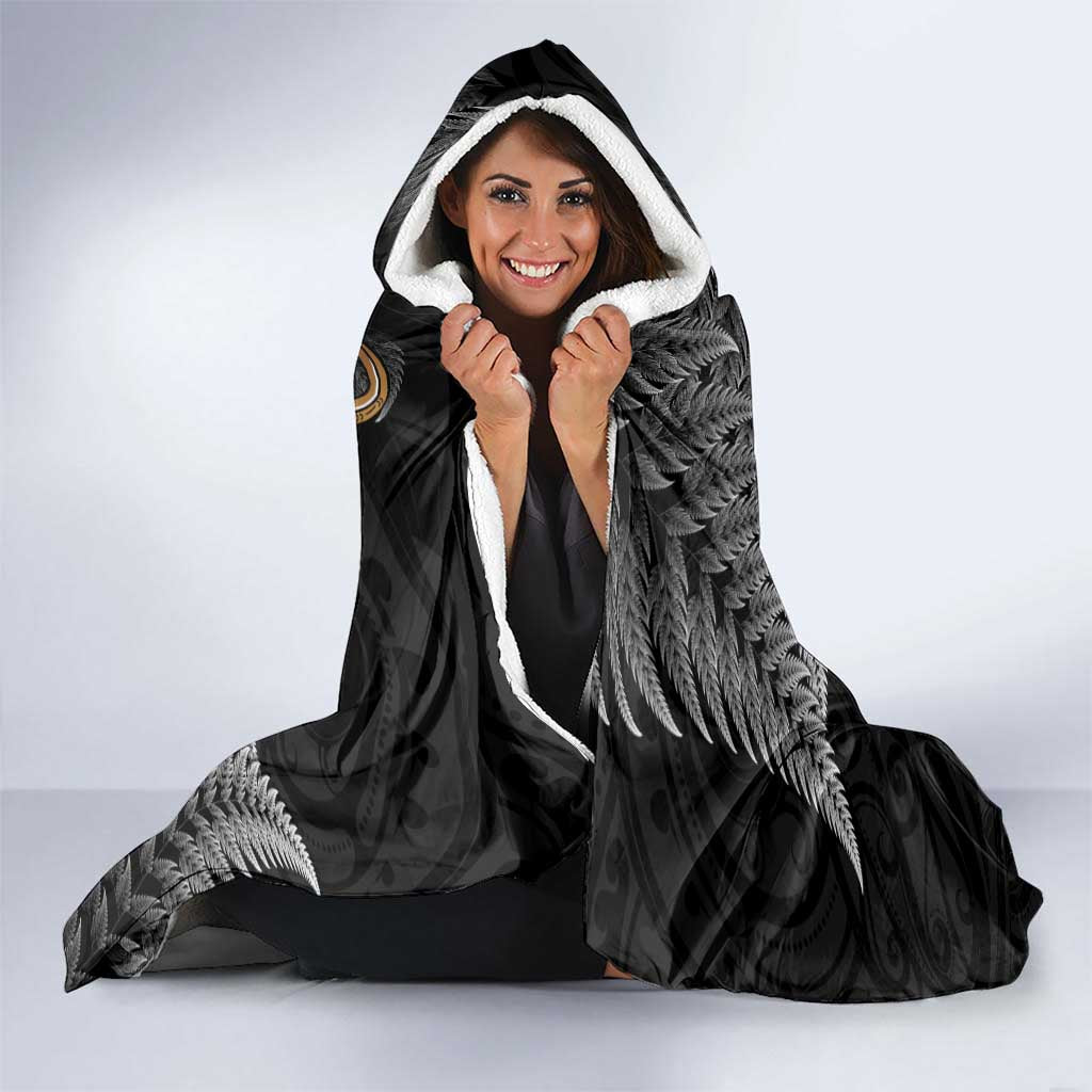 Aotearoa Kowhai Tui Bird Hooded Blanket Maori Ngaru With Silver Fern