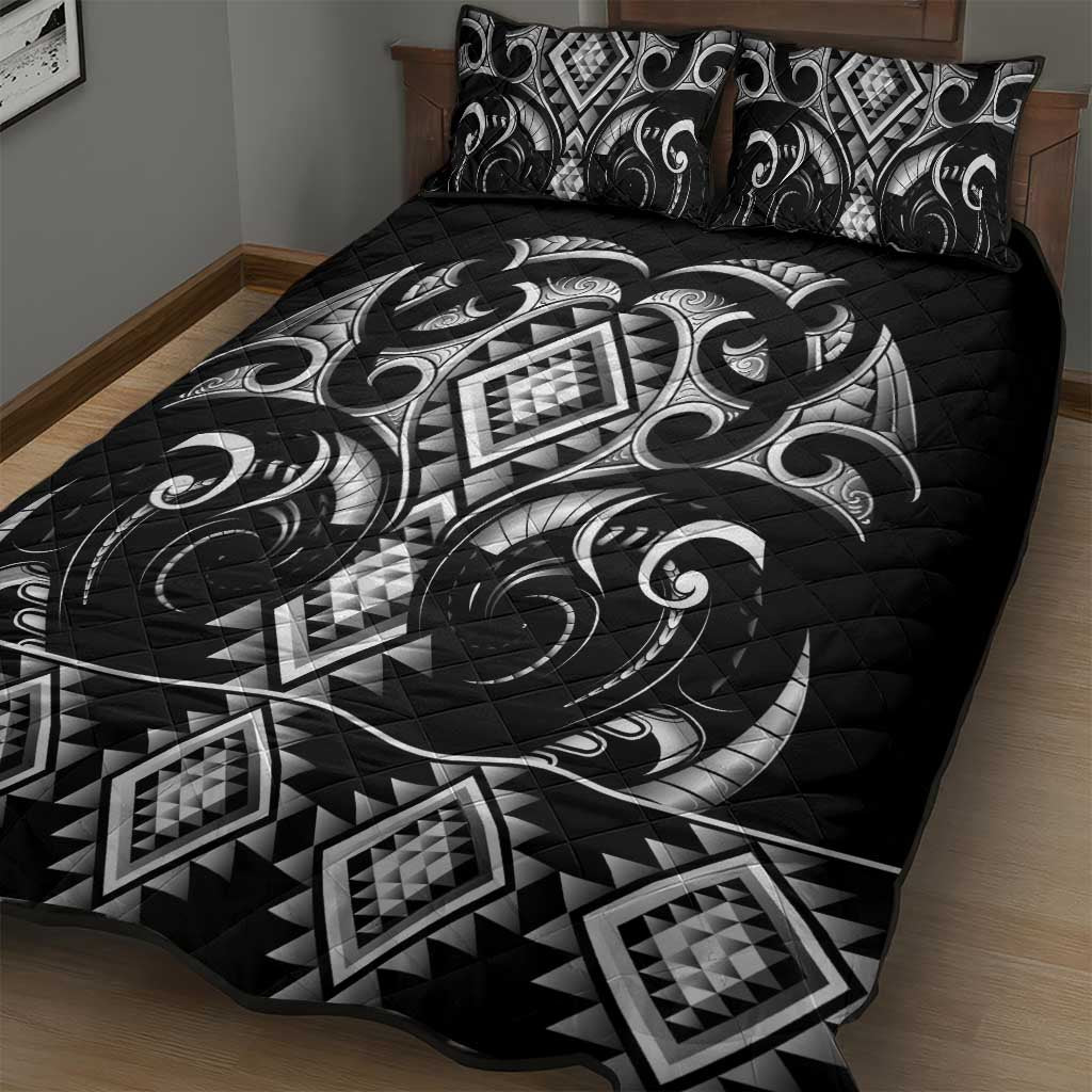 Black Ngaru Taniko With Aotearoa Maori Tattoo Quilt Bed Set