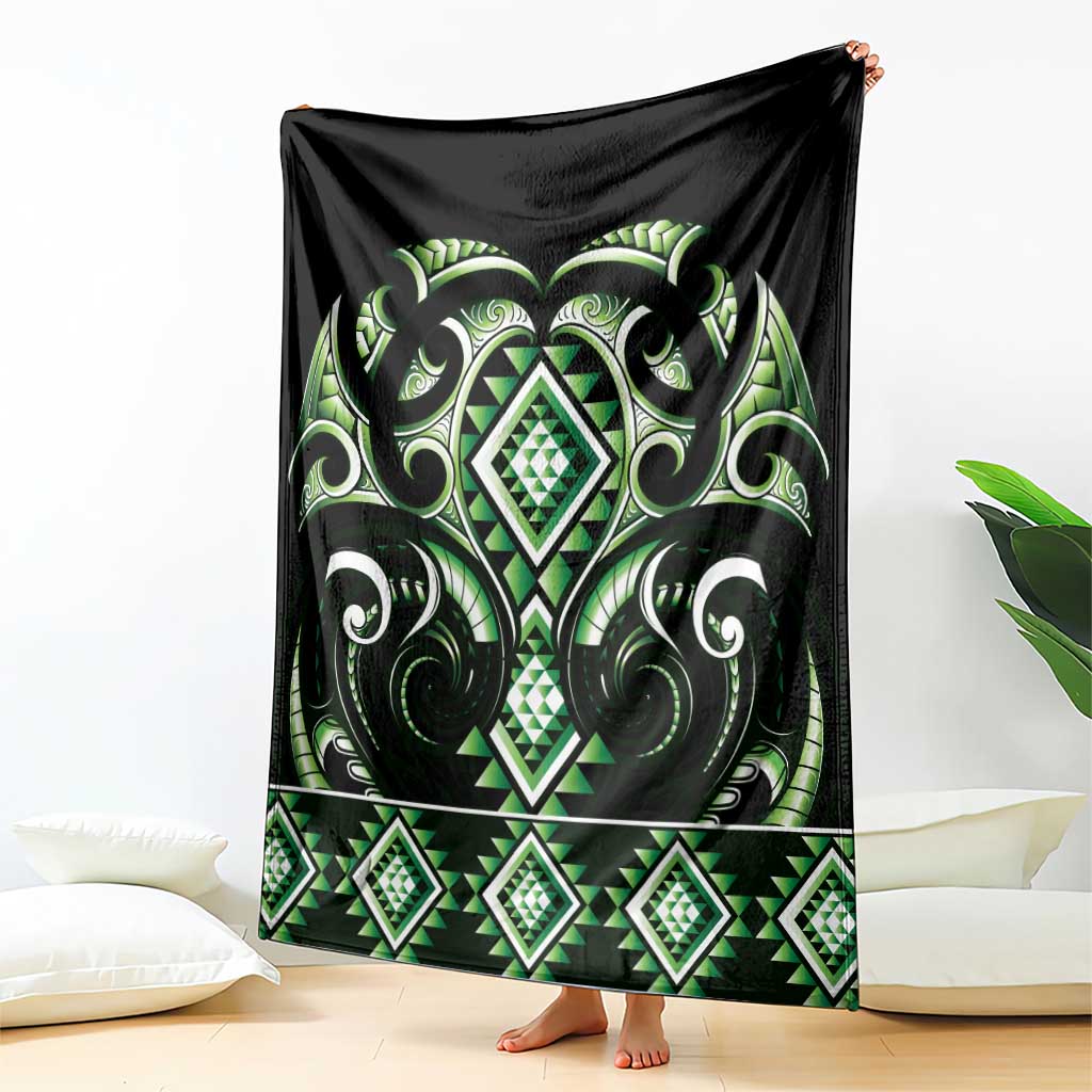 Green Ngaru Taniko With Aotearoa Maori Tattoo Blanket