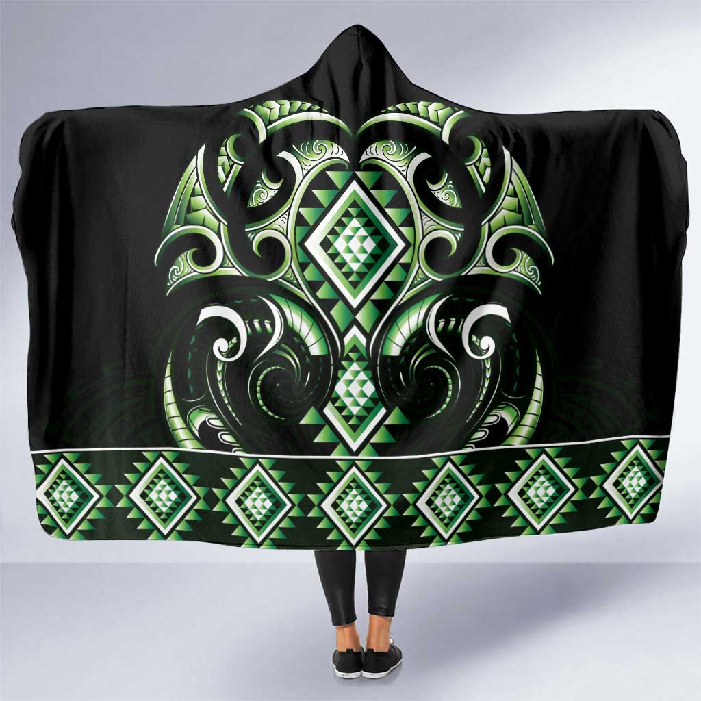 Green Ngaru Taniko With Aotearoa Maori Tattoo Hooded Blanket