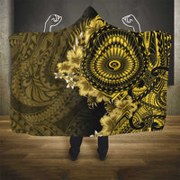 Vanuatu Hooded Blanket Hibisus Polynesian Pattern Gold - Polynesian Pride
