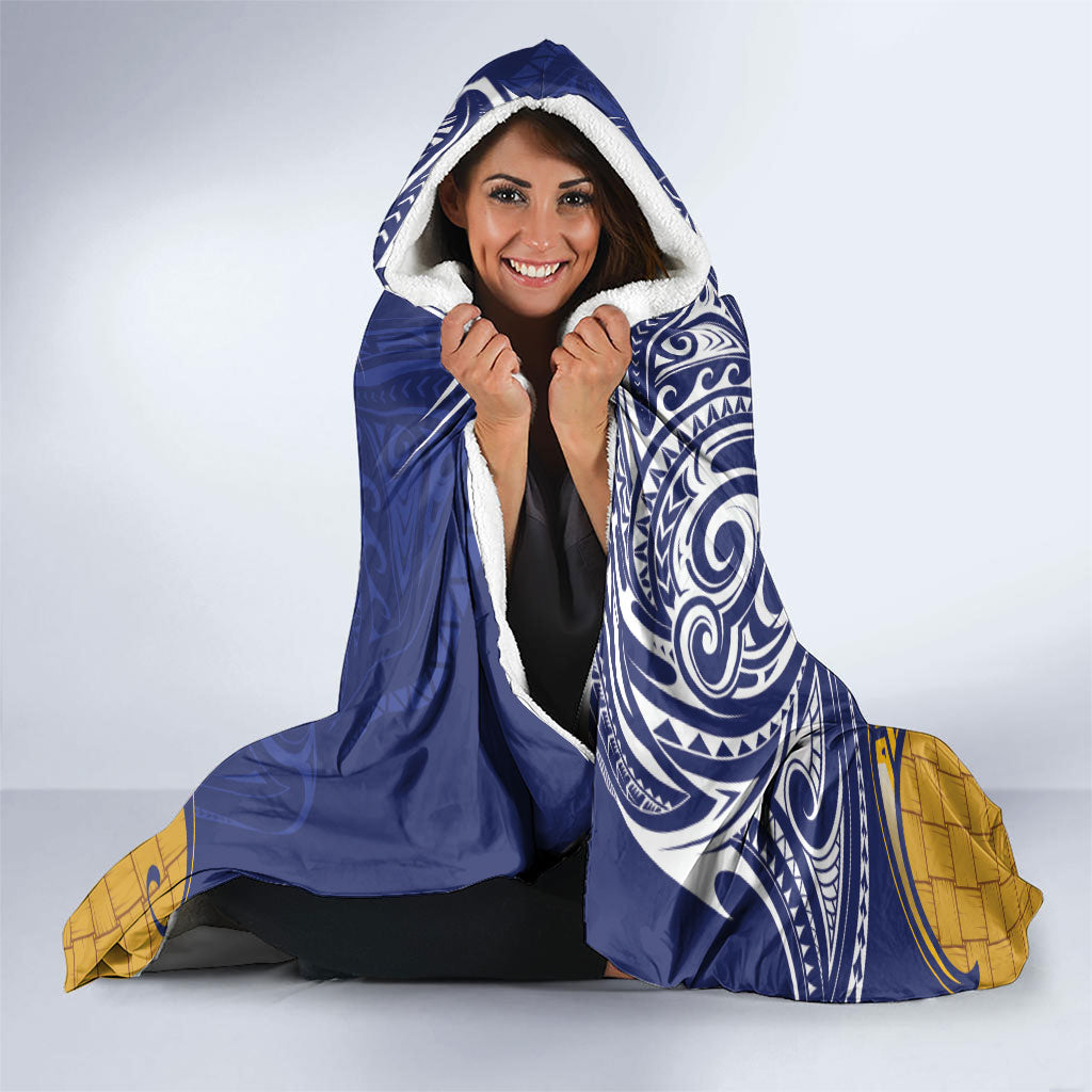 Magnificent Frigatebird Nauru Hooded Blanket Pandanus Weaving Polynesian Pattern