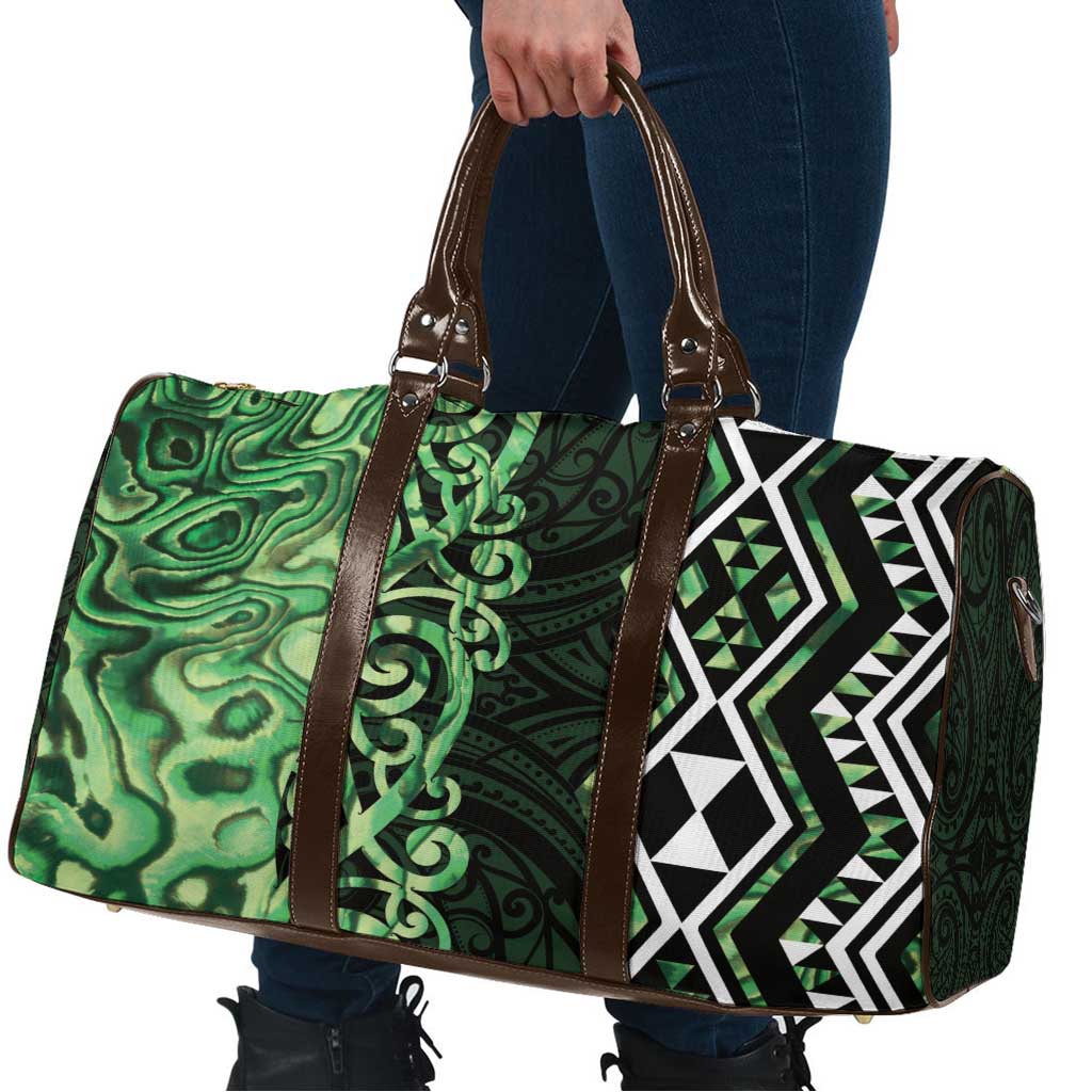 Green Aotearoa Travel Bag Taniko Motifs With Paua Shell Kowhaiwhai - Polynesian Pride
