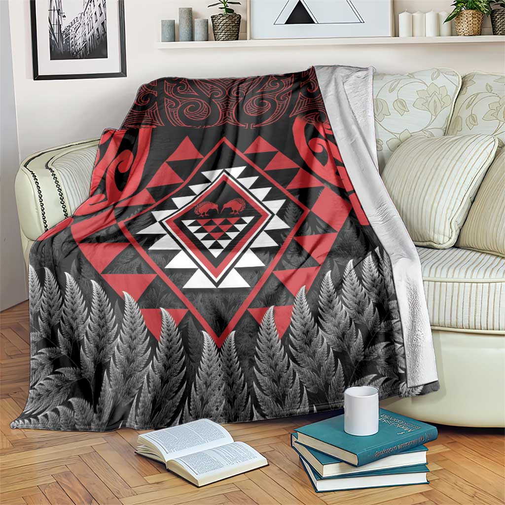 Aotearoa Kiwi Taniko Blanket Silver Fern With Maori Koru Pattern