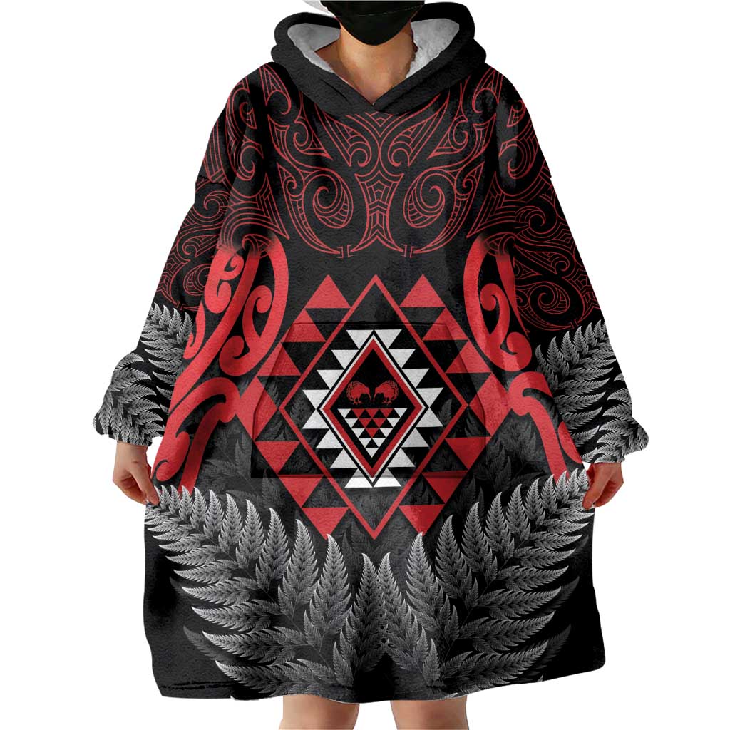 Aotearoa Kiwi Taniko Wearable Blanket Hoodie Silver Fern With Maori Koru Pattern