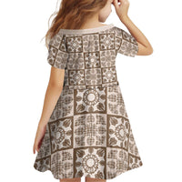Beige Palaka Quilt Hawaii Kid Short Sleeve Dress Hawaiian Tropical Monstera Sea Turtle