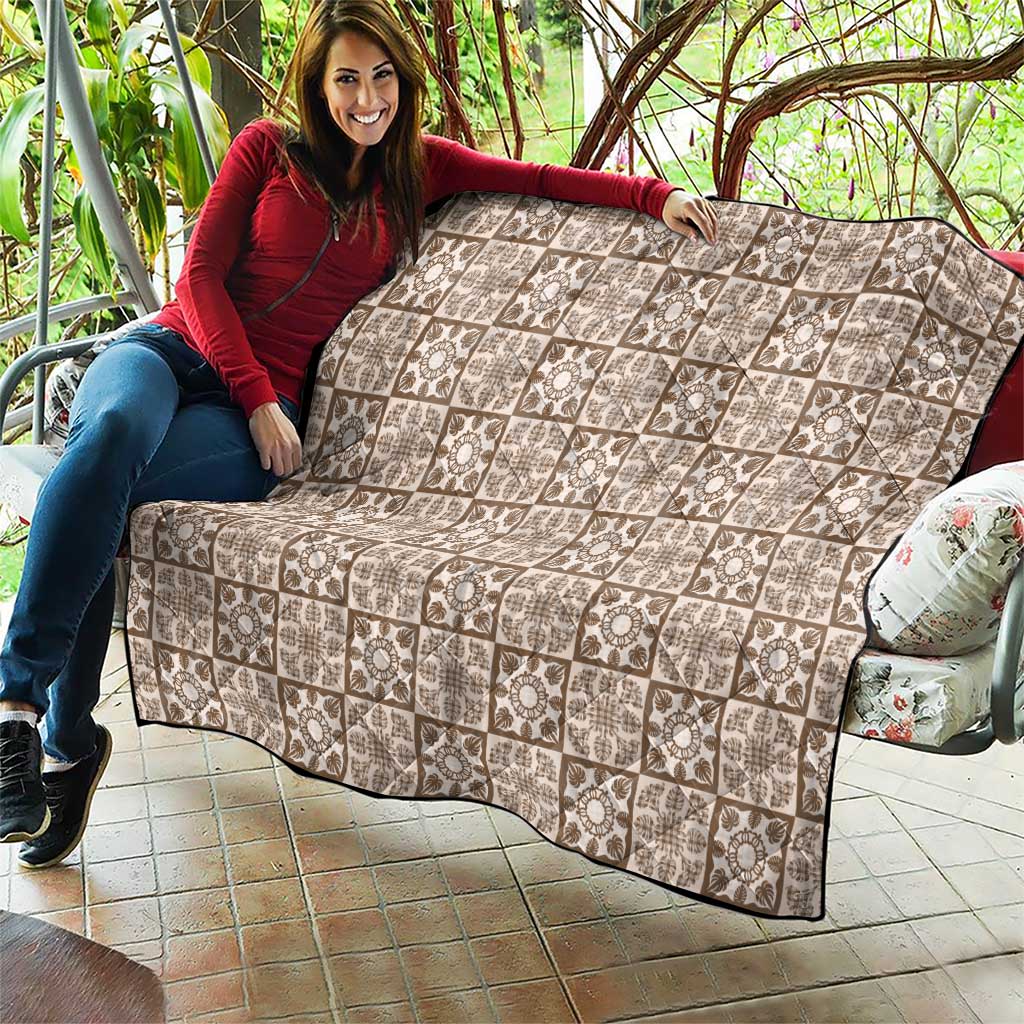 Beige Palaka Quilt Hawaii Quilt Hawaiian Tropical Monstera Sea Turtle