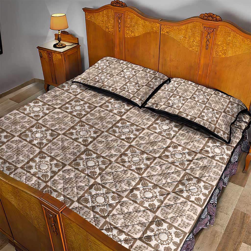 Beige Palaka Quilt Hawaii Quilt Bed Set Hawaiian Tropical Monstera Sea Turtle