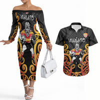 Waikato Custom Rugby New Zealand Couples Matching Off The Shoulder Long Sleeve Dress and Hawaiian Shirt Aotearoa Maori Pukana Tiki Mascot