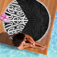 Black New Zealand Puhoro Maori Tattoo Beach Blanket