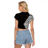 Black New Zealand Puhoro Maori Tattoo Raglan Cropped T Shirt